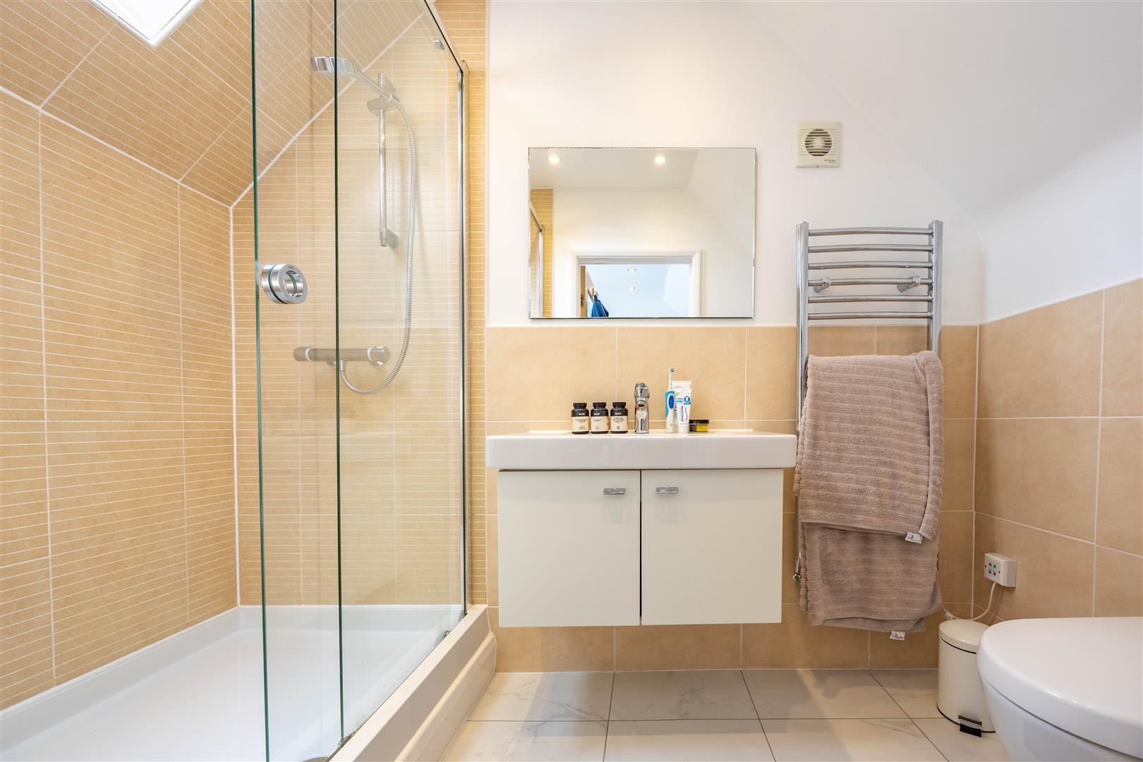 Bedroom 1 Ensuite